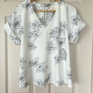 Melloday White Boxy Short Sleeve Blouse with Black Botanical Print
